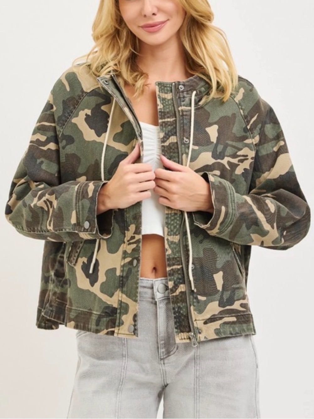 NEW Risen Camo Raglan Utility Jacket with Hood - Size Medium - Picture 2 of 6